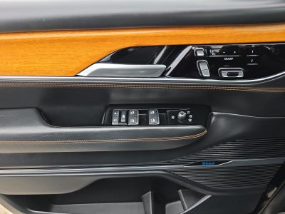 2022 Jeep Grand Wagoneer Series III