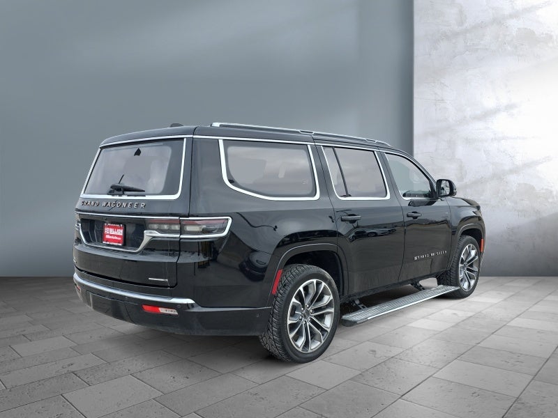 2022 Jeep Grand Wagoneer Series III