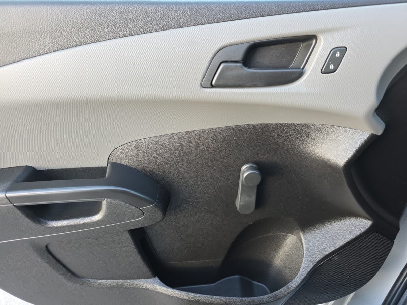 2018 Chevrolet Sonic LS