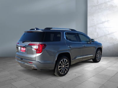 2022 GMC Acadia Denali