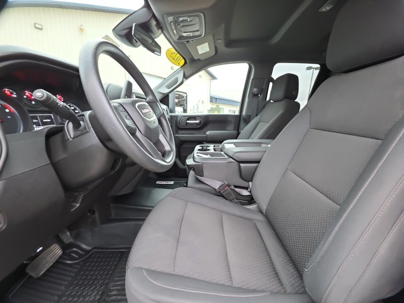 2025 GMC Sierra 2500 HD Pro