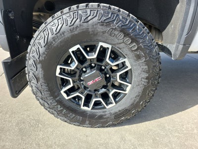 2025 GMC Sierra 2500 HD AT4X