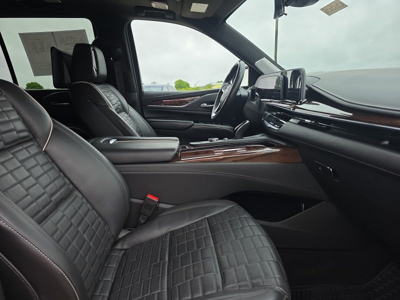 2022 Cadillac Escalade Premium Luxury Platinum