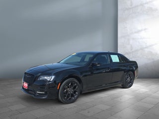 2023 Chrysler 300 Touring L
