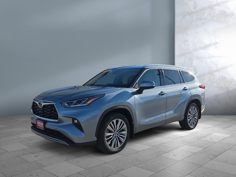 2022 Toyota Highlander Platinum