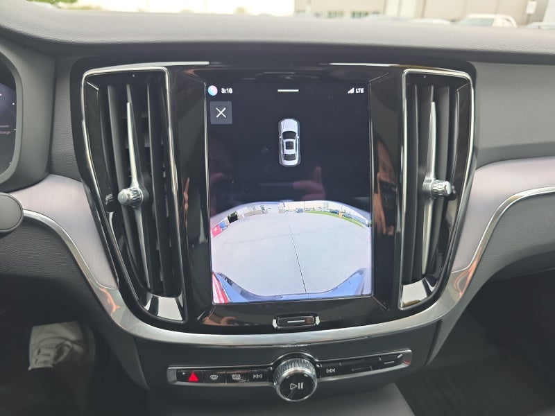 2024 Volvo S60 Recharge Plug-In Hybr Core Dark Theme