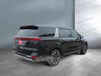 2024 Kia Carnival EX