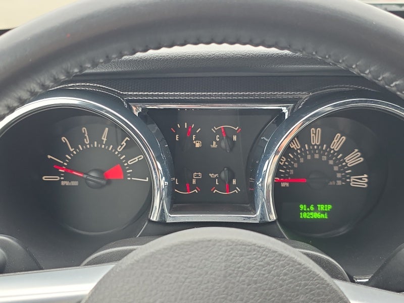 2008 Ford Mustang Deluxe