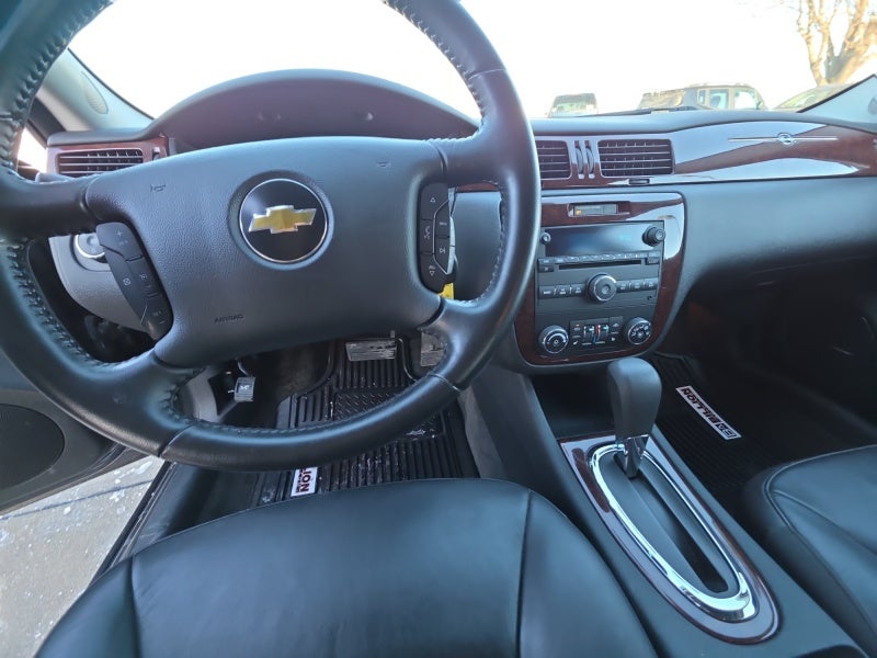2011 Chevrolet Impala LT Retail