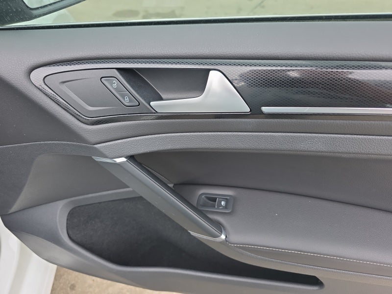 2016 Volkswagen Golf SportWagen TSI Limited Edition