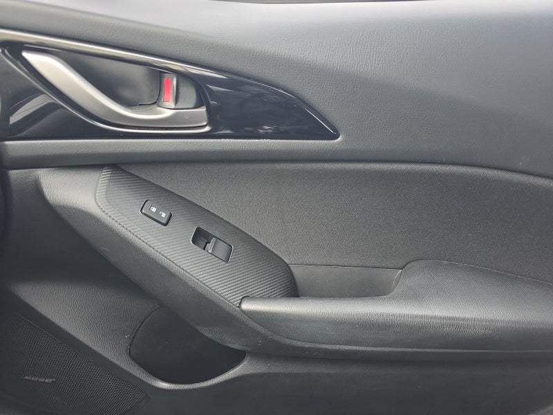 2016 Mazda Mazda3 i Touring