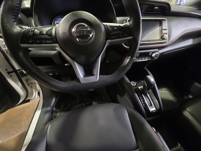 2019 Nissan Kicks SR