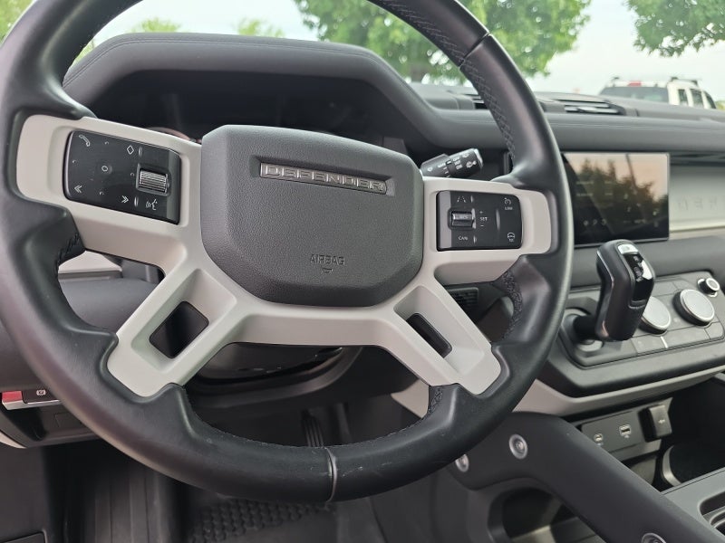 2023 Land Rover Defender 110 AWD
