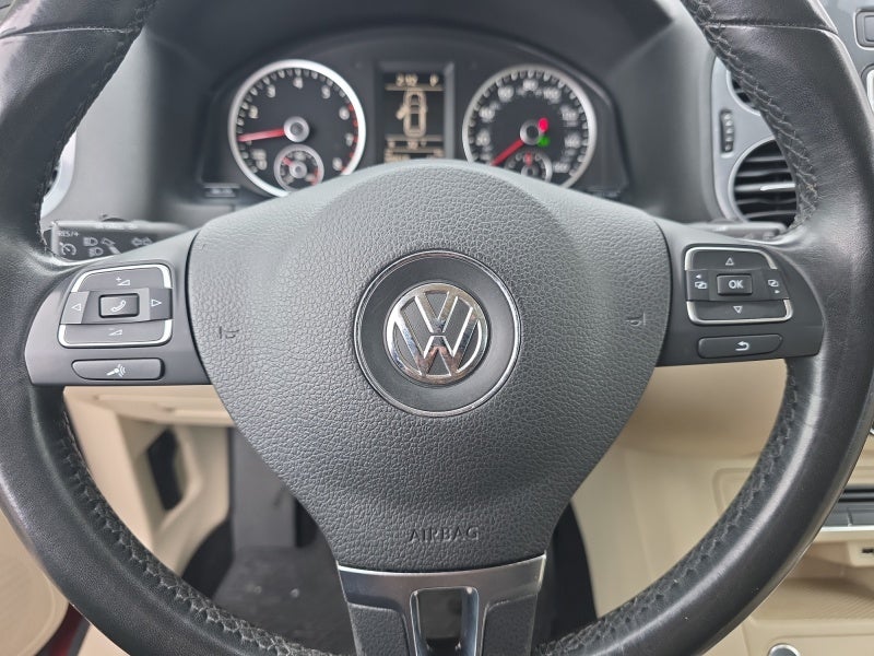 2016 Volkswagen Tiguan S