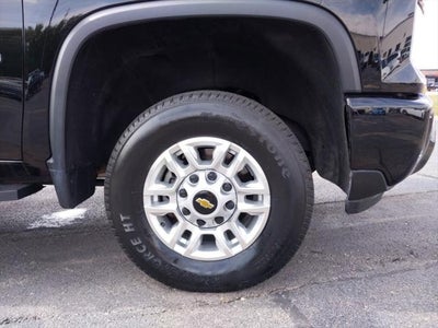 2024 Chevrolet Silverado HD Custom