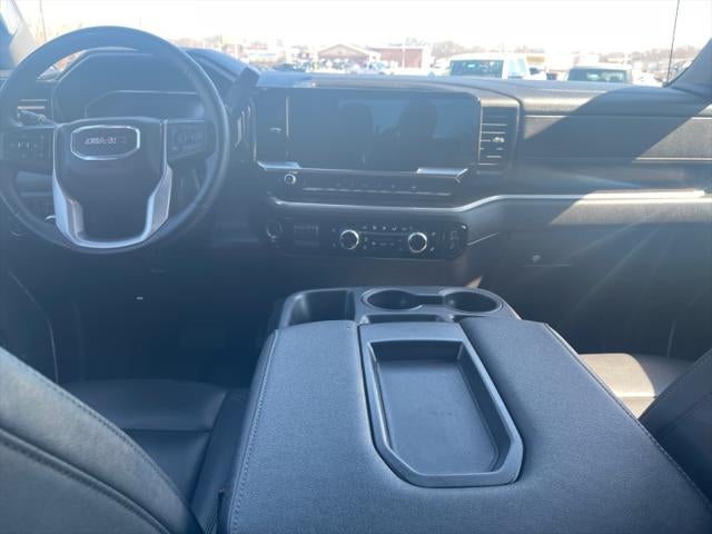 2025 Chevrolet Silverado LT