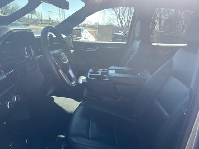 2025 Chevrolet Silverado LT