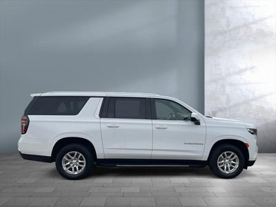 2024 Chevrolet Suburban LT