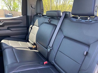 2025 GMC Sierra SLT