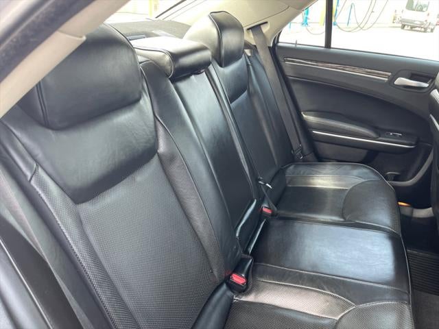 2022 Chrysler 300 Touring L