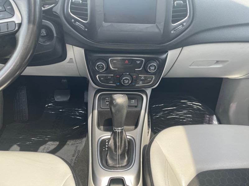 2019 Jeep Compass Latitude w/Sun/Wheel Pkg