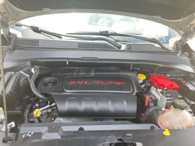 2019 Jeep Compass Latitude w/Sun/Wheel Pkg