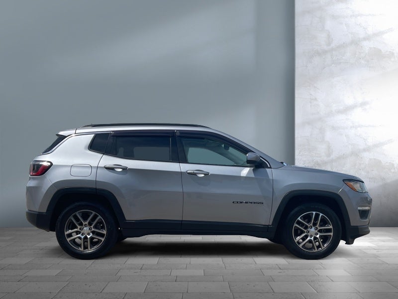 2019 Jeep Compass Latitude w/Sun/Wheel Pkg