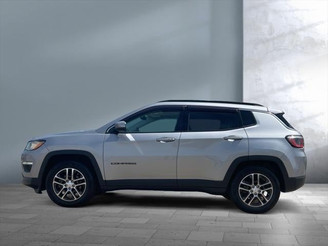 2019 Jeep Compass Latitude w/Sun/Wheel Pkg