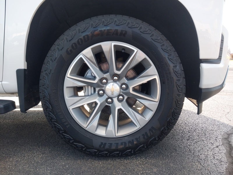 2022 Chevrolet Silverado LTD High Country