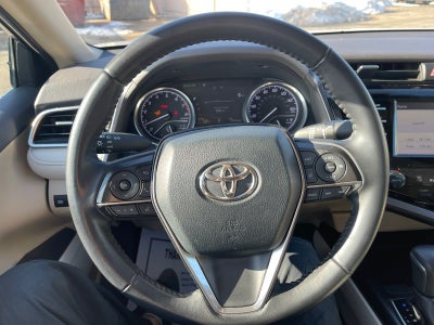 2018 Toyota CAMRY XLE