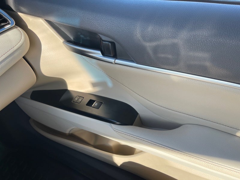 2018 Toyota CAMRY XLE