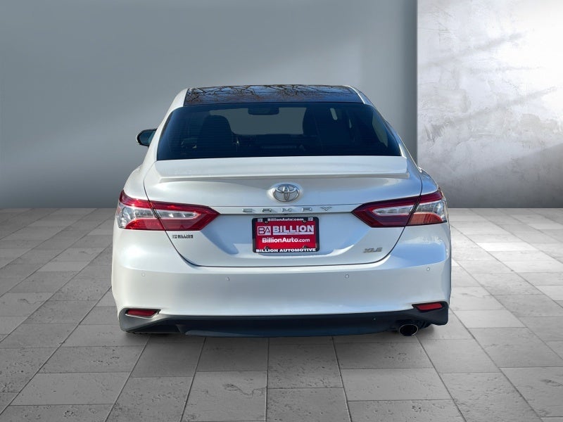 2018 Toyota CAMRY XLE