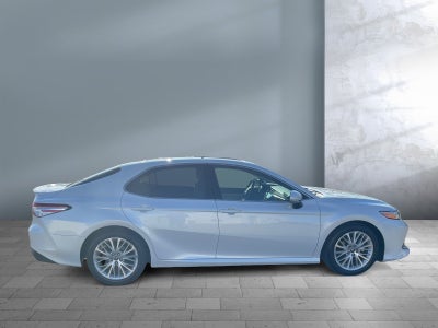 2018 Toyota CAMRY XLE