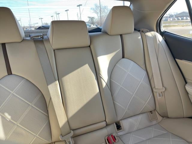 2018 Toyota CAMRY XLE