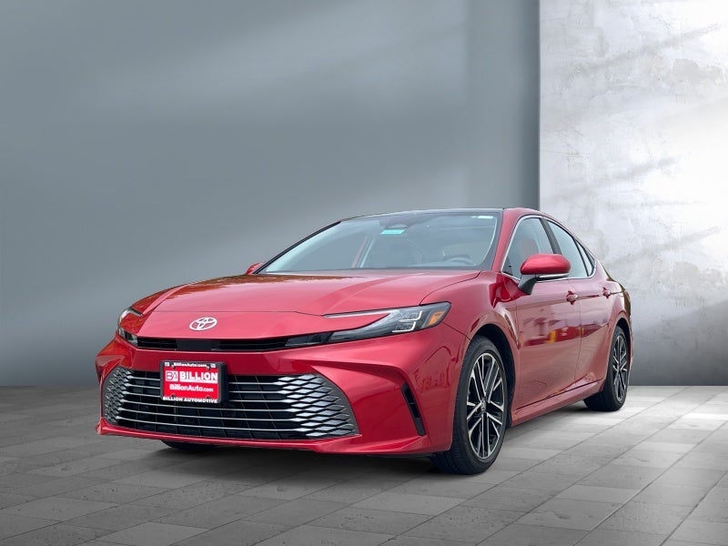 2025 Toyota CAMRY XLE