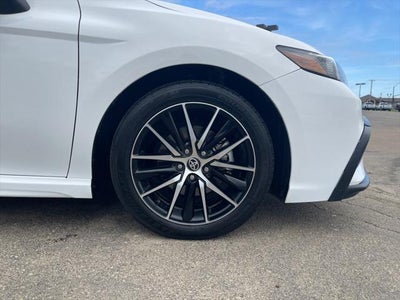 2023 Toyota CAMRY SE