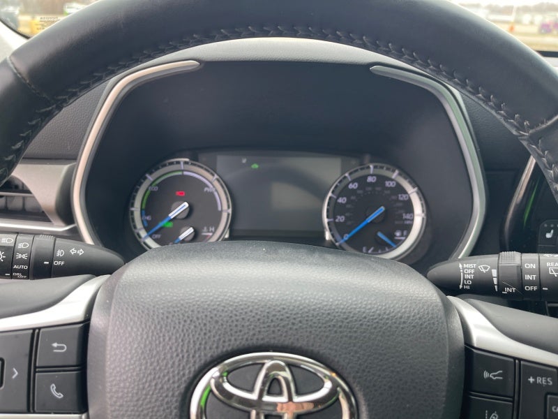 2022 Toyota HIGHLANDER HYBRD Hybrid XLE