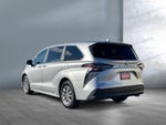 2025 Toyota Sienna LE