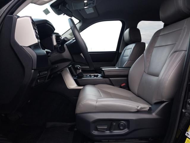 2024 Toyota TUNDRA 4X4 SR5