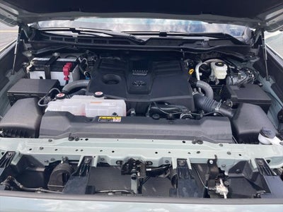 2024 Toyota TUNDRA 4X4 SR5