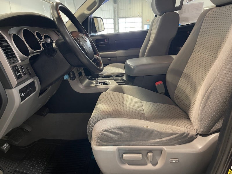 2011 Toyota TUNDRA 4X4 4WD Double Cab Standard Bed 5.7L FFV V8 (Natl)