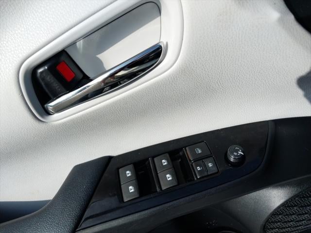 2017 Toyota PRIUS Three