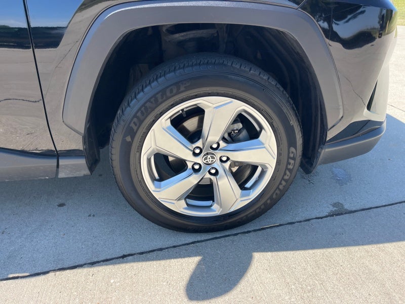 2021 Toyota RAV4 HYBRID Hybrid XLE Premium