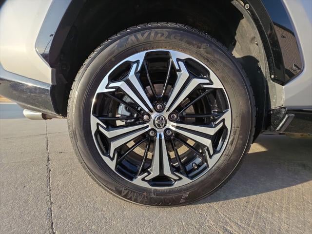2025 Toyota RAV4 XSE AWD XSE