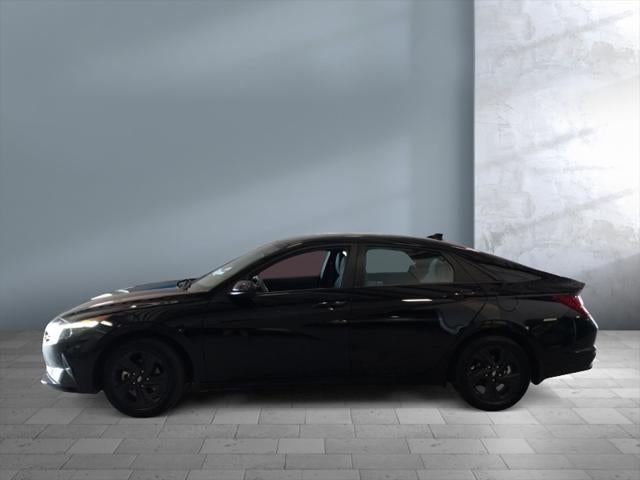 2023 Hyundai Elantra Blue