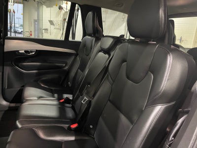 2019 Volvo XC90 Momentum