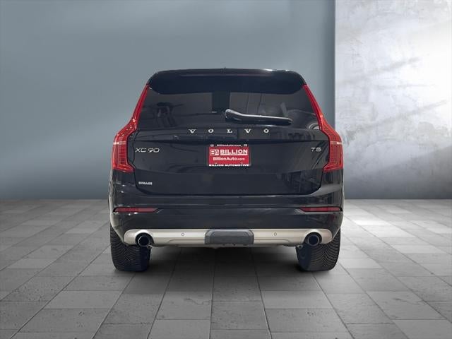 2019 Volvo XC90 Momentum