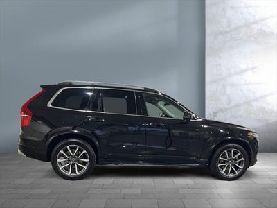 2019 Volvo XC90 Momentum