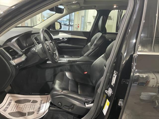 2019 Volvo XC90 Momentum