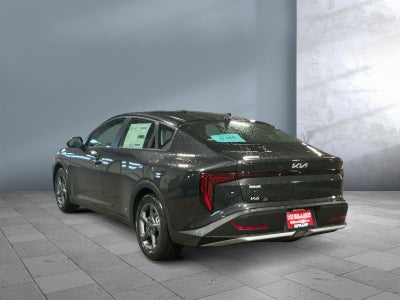 2025 Kia K4 LX